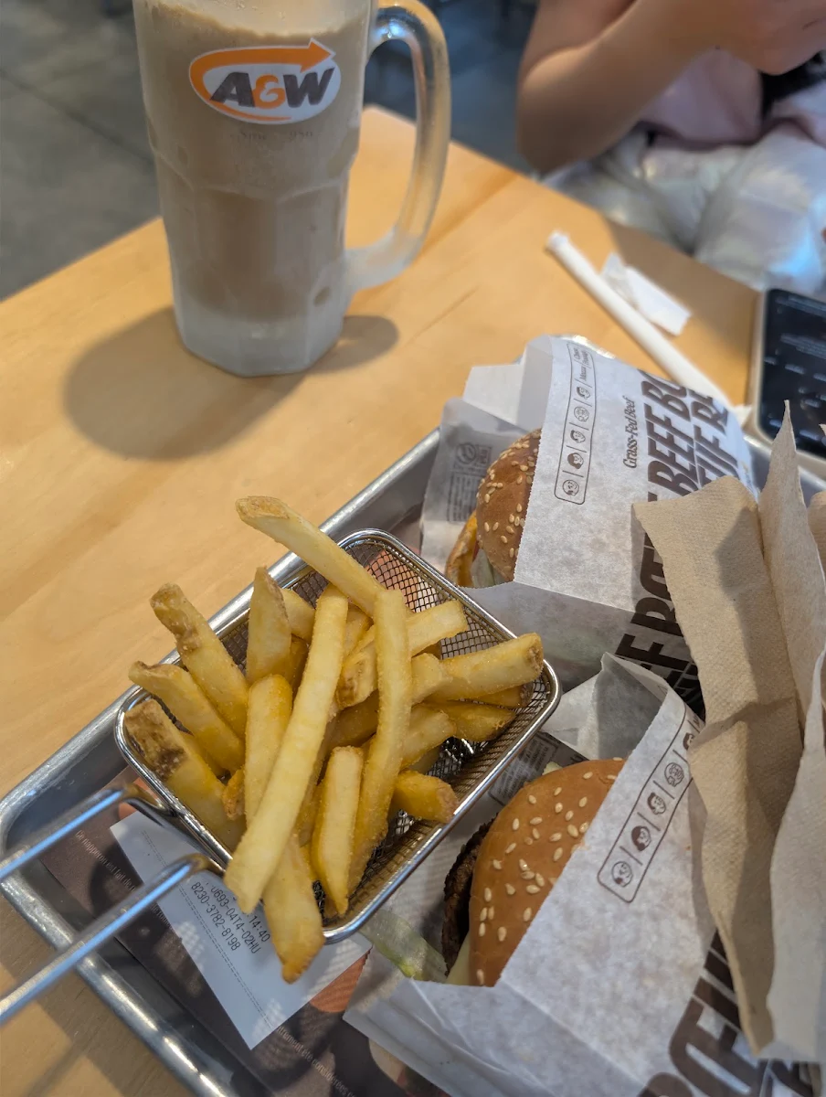 Food & drink, A&W Canada