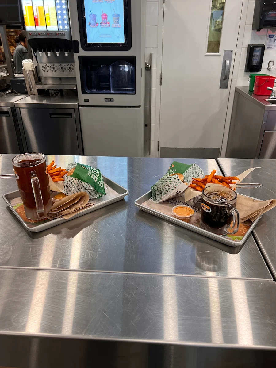 Food & drink, A&W Canada