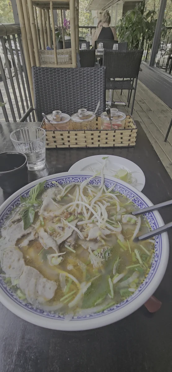 Food & drink, Phonatic Social Restaurant