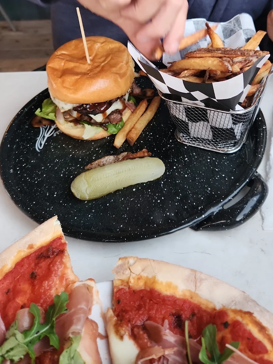 Food & drink photo 5