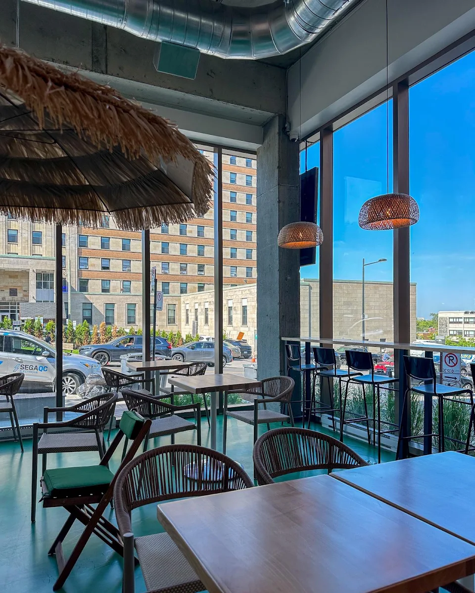 Vibe, Poke Cabana
