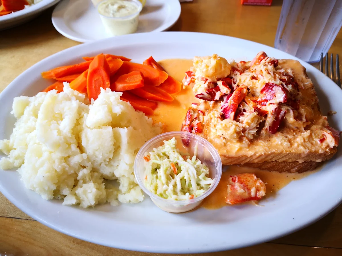 Food & drink, Dennis Point Café