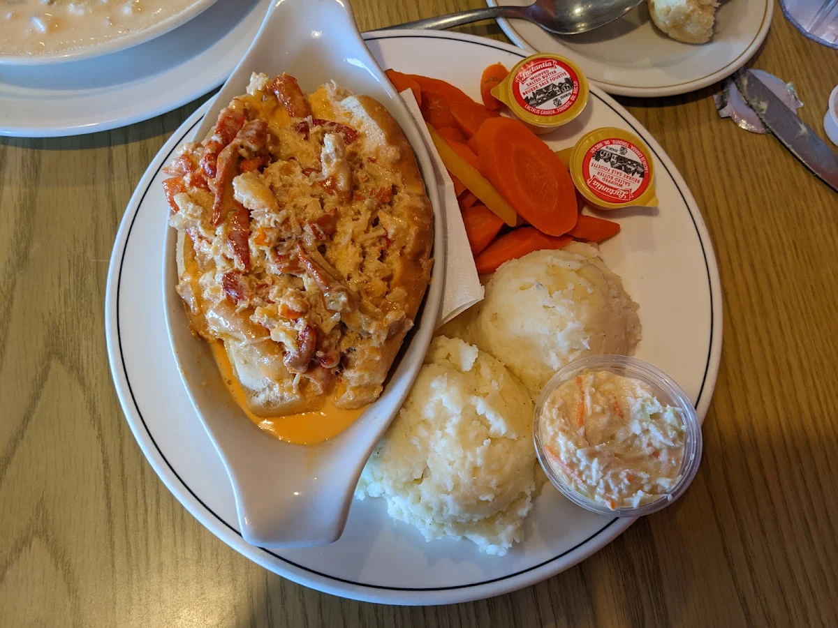 Food & drink, Dennis Point Café
