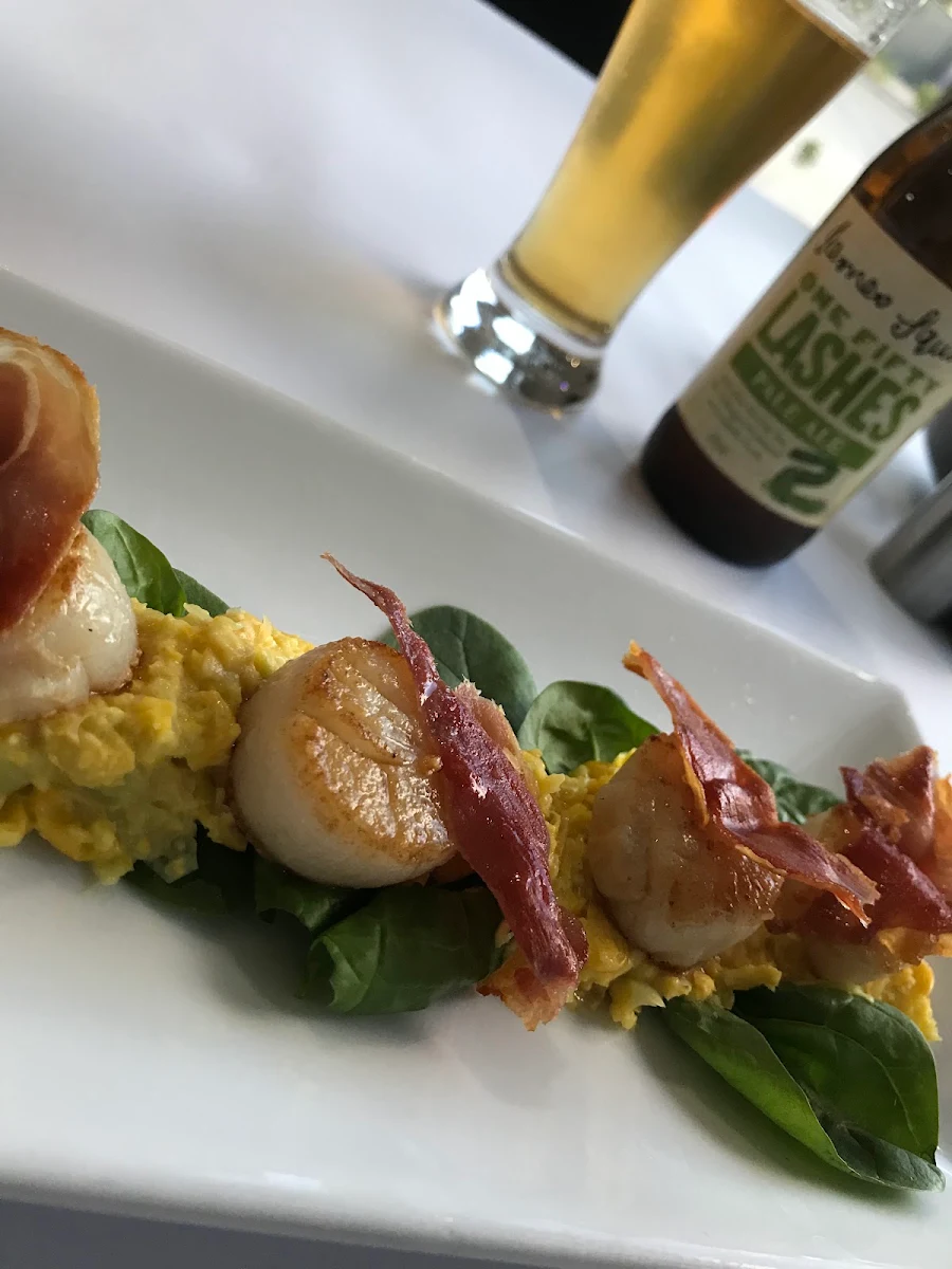 Food & drink, Maverick Bistro