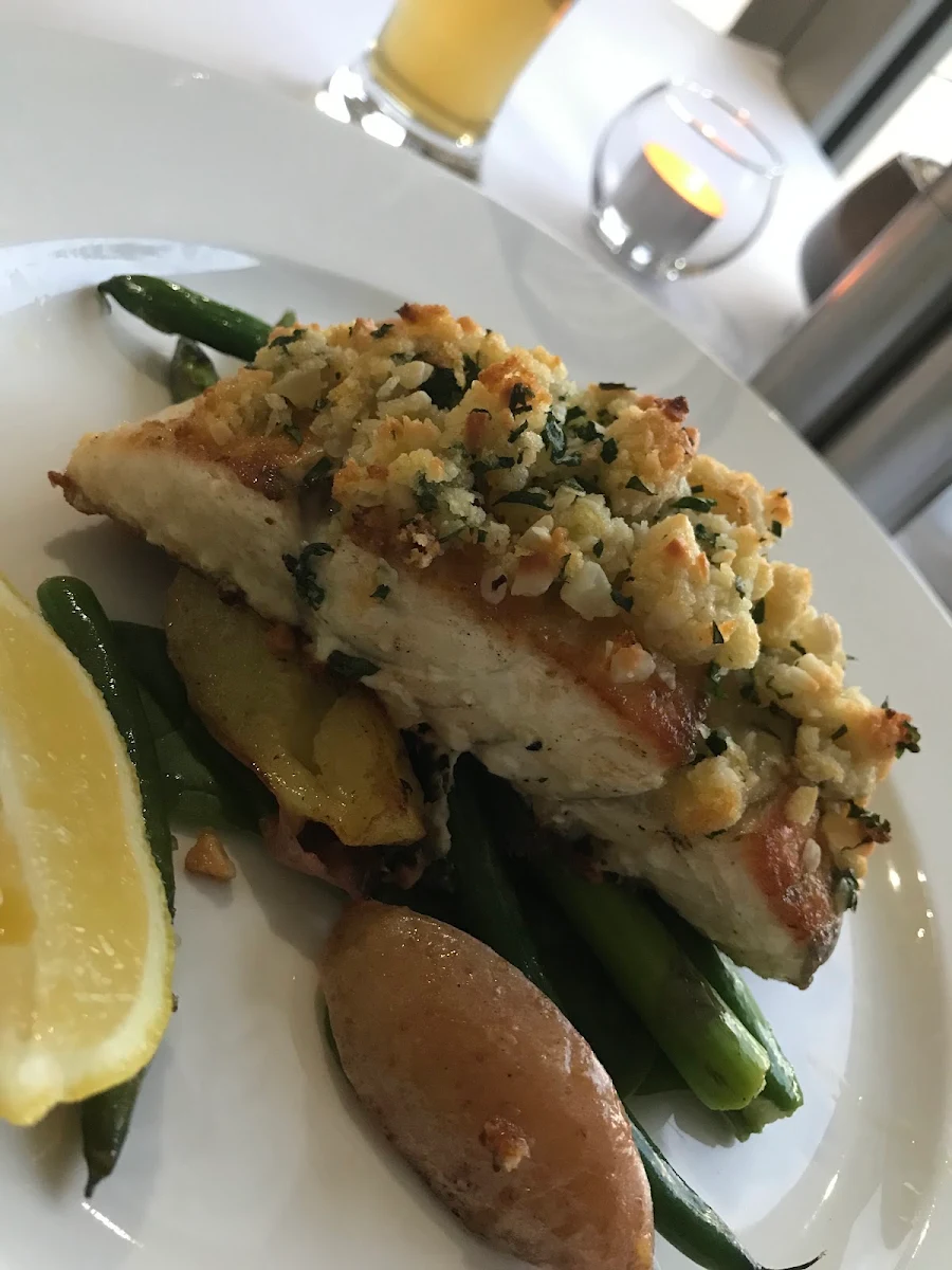 Food & drink, Maverick Bistro