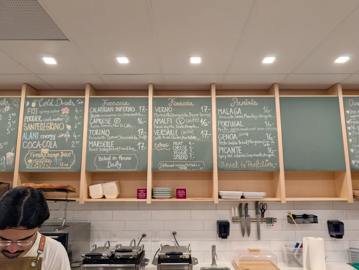 Menu, Pressato Sandwich Bar