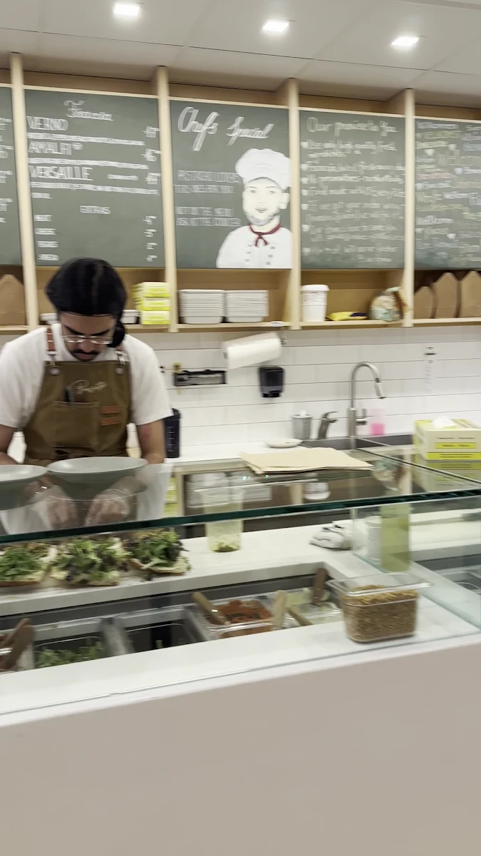 Vibe, Pressato Sandwich Bar