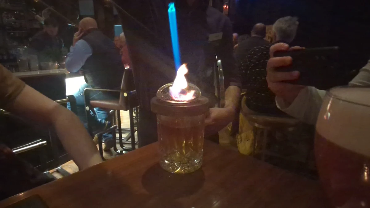 Food & drink, Bar 1608