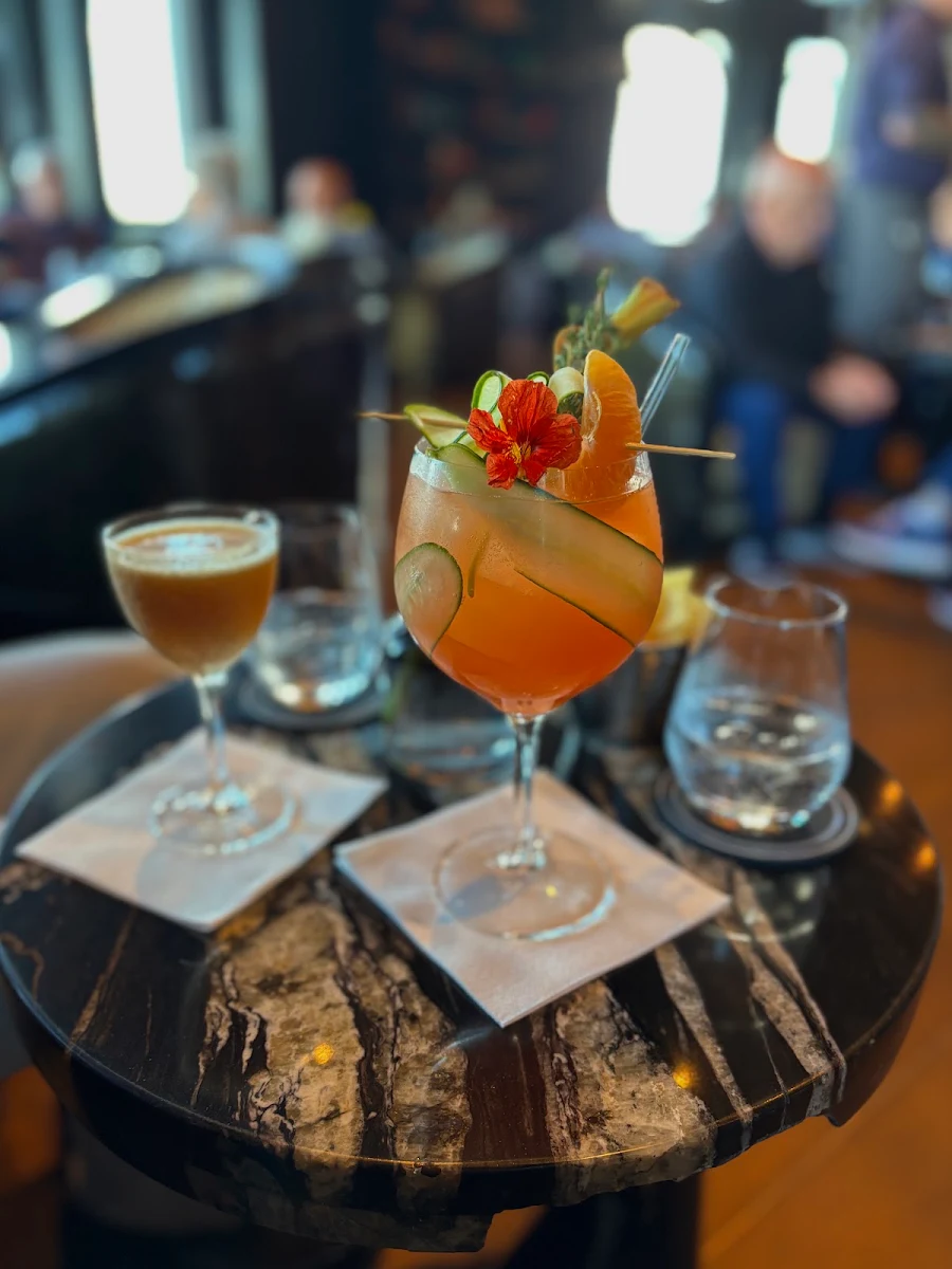 Food & drink, Bar 1608