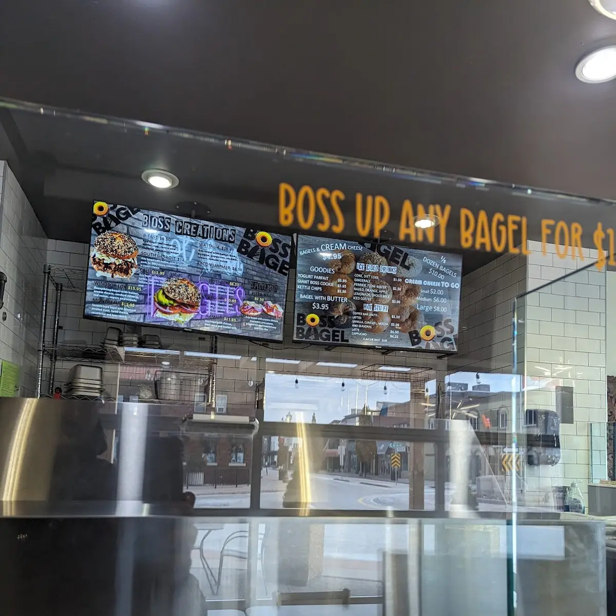 Vibe, Boss Bagel