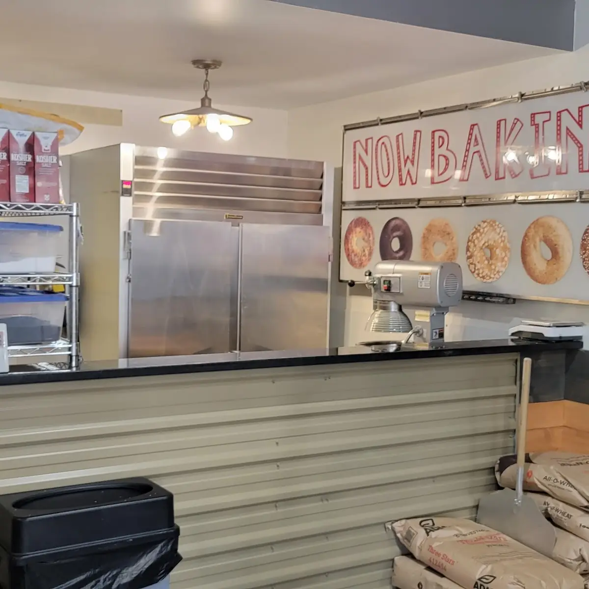 Vibe, Boss Bagel