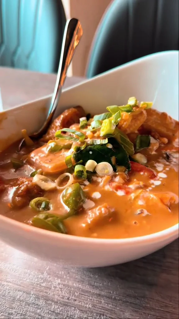 Food & drink, Hakka Nation Creek Side