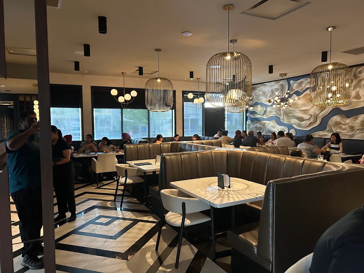Vibe, Spice Club Indian Cuisine