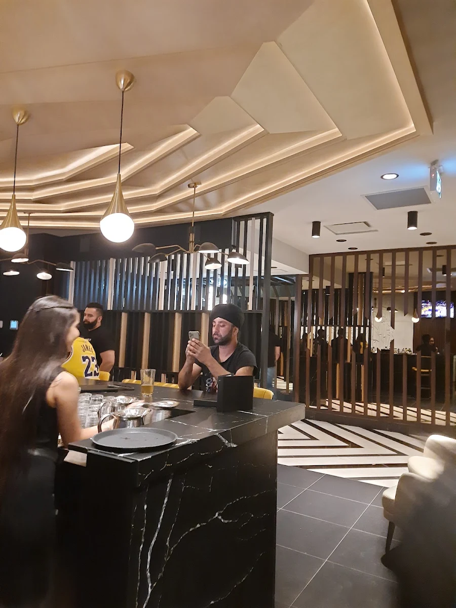 Vibe, Spice Club Indian Cuisine