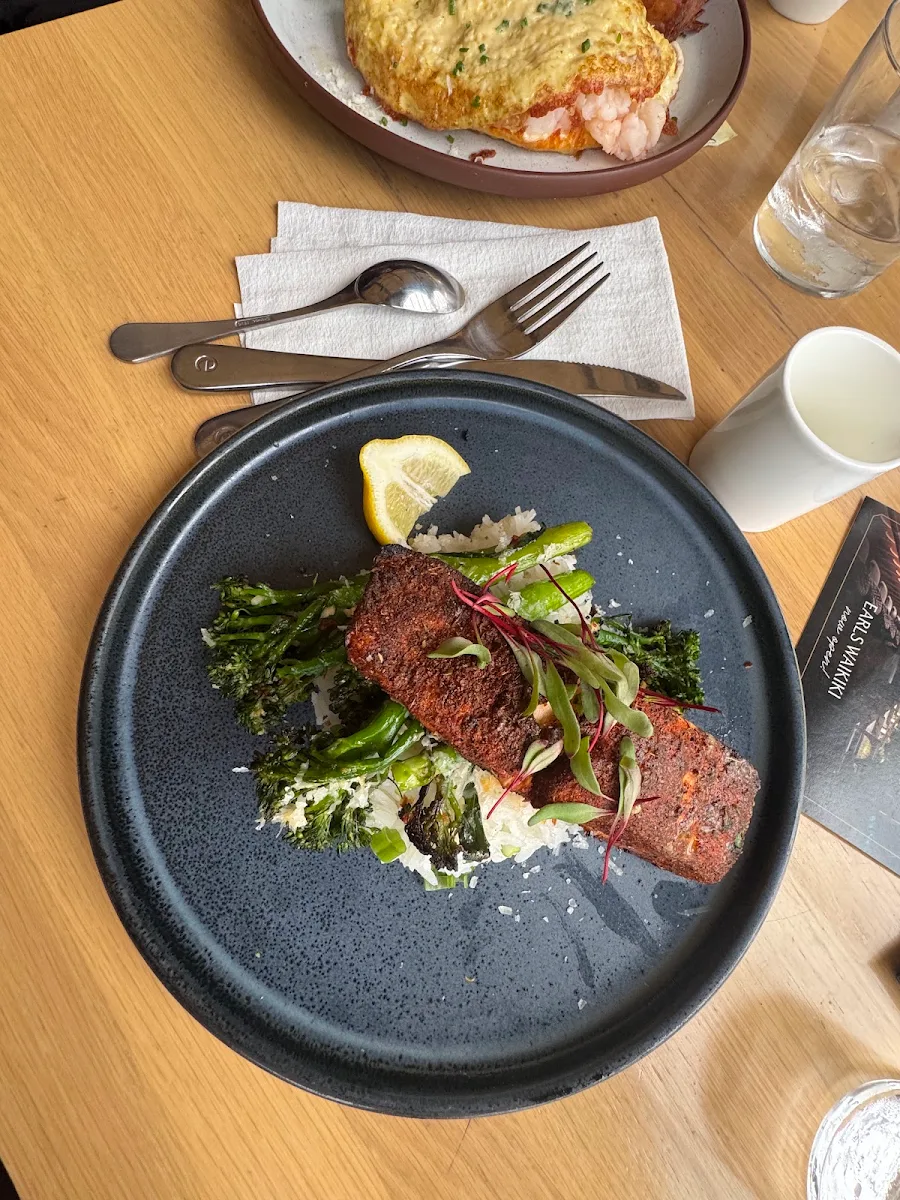 Food & drink, Earls Kitchen + Bar