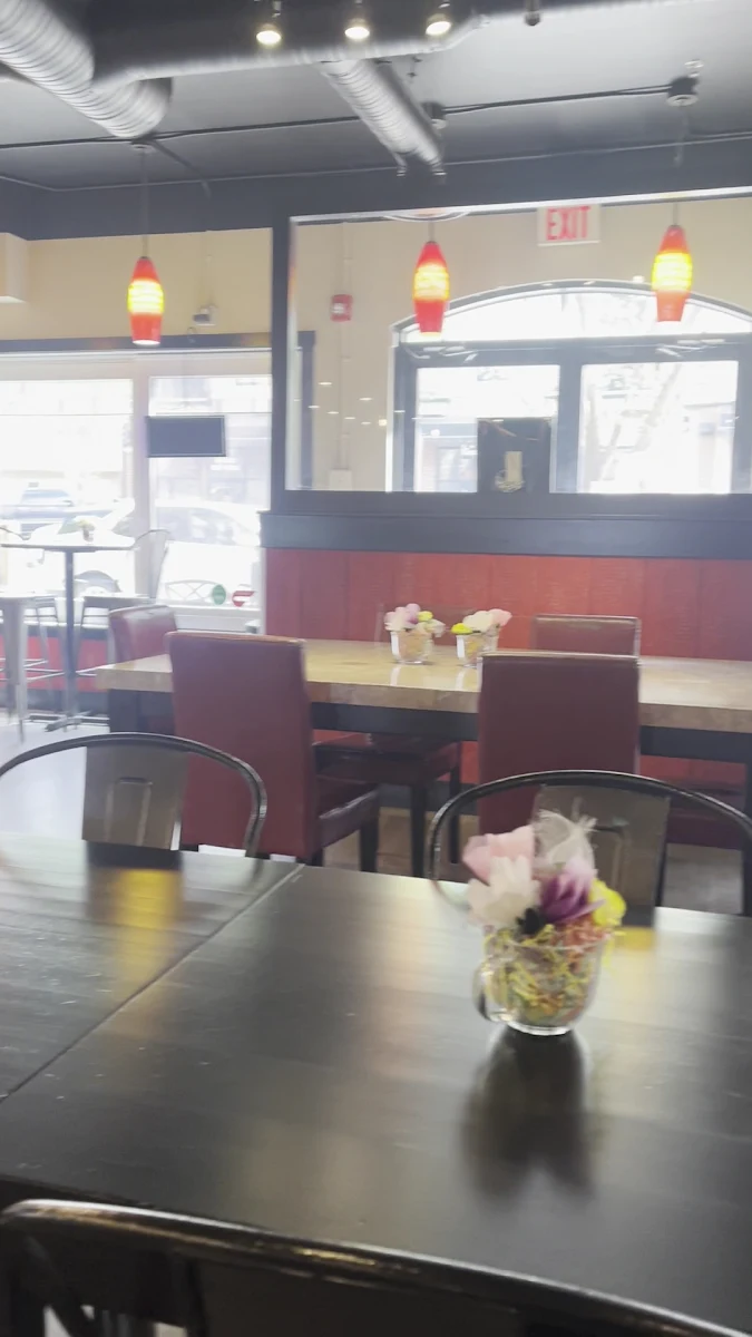 Vibe, Jef's Café