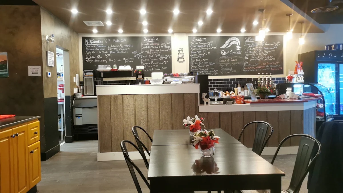 Vibe, Jef's Café
