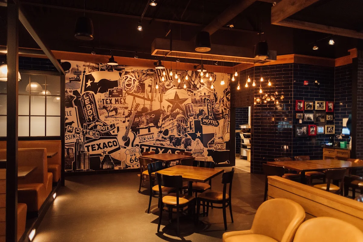Vibe, Lone Star Texas Grill
