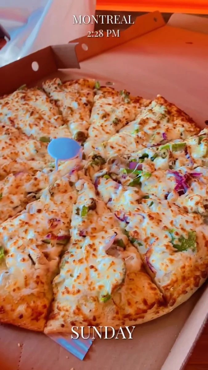 Food & drink, Pizza Pizza