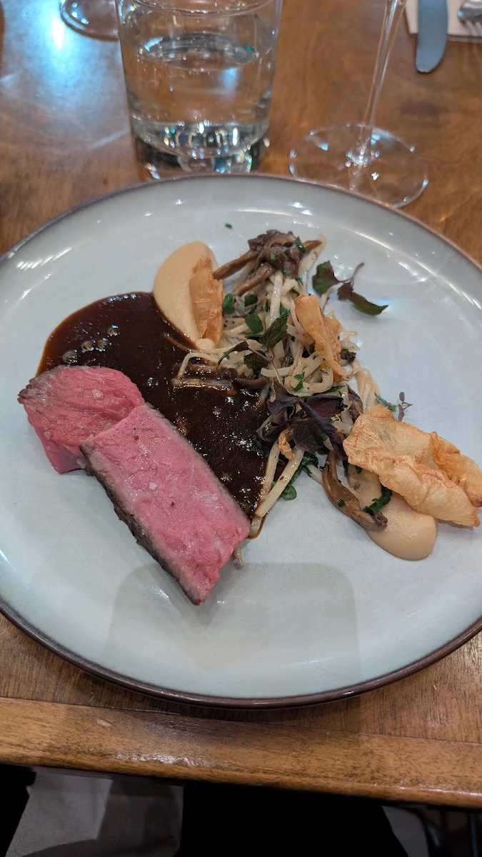 Food & drink, Restaurant à la rive
