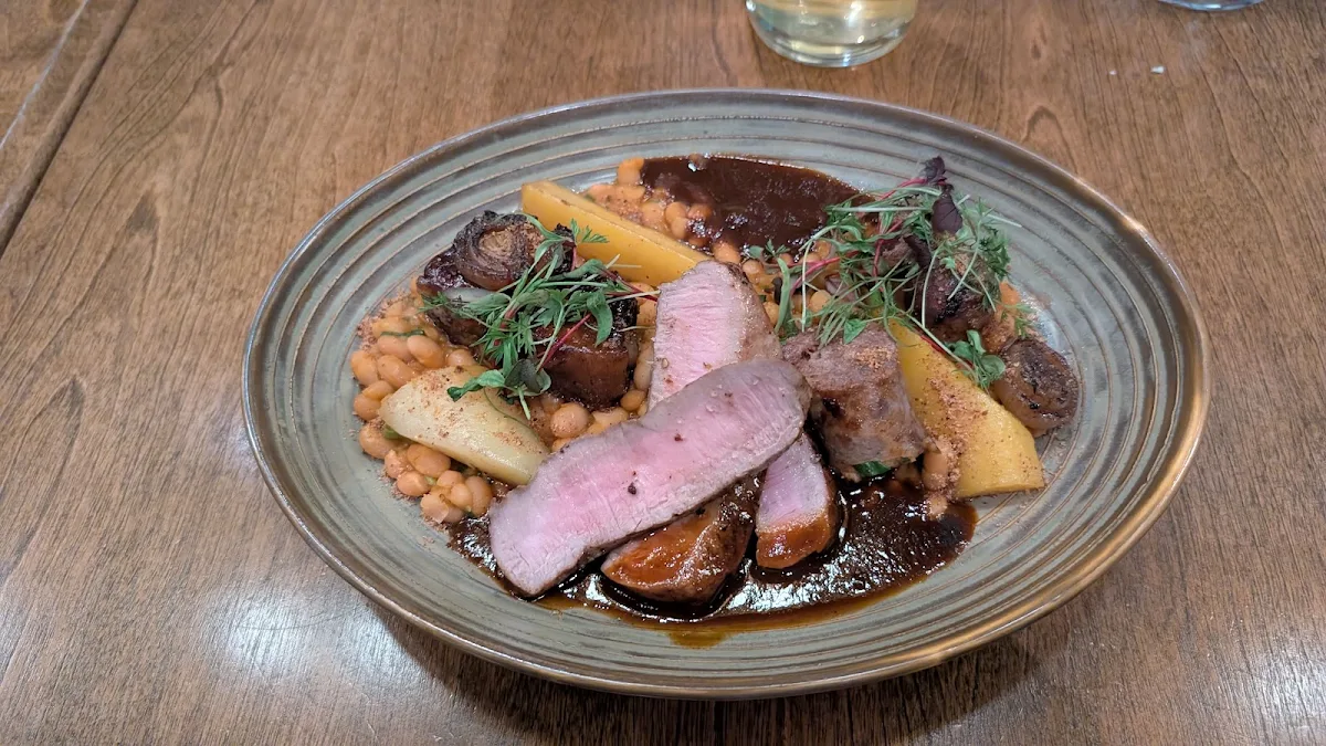 Food & drink, Restaurant à la rive