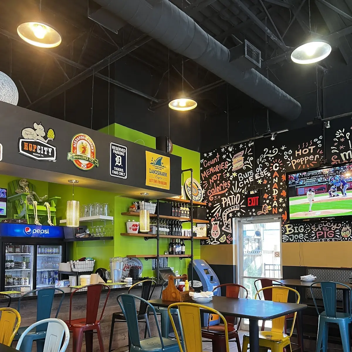 Vibe, Joe Schmoe's Eats N Drinks