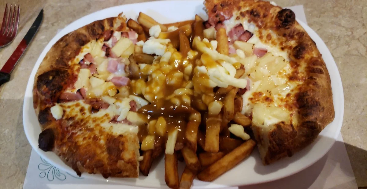 Food & drink, Pizza Miss Calgary - Pizza 2 pour 1