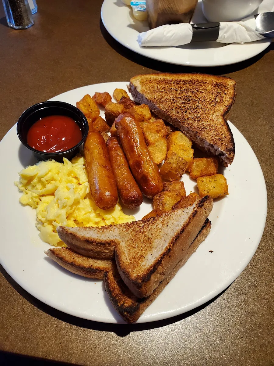 Food & drink, D.I. Restaurant & Lounge