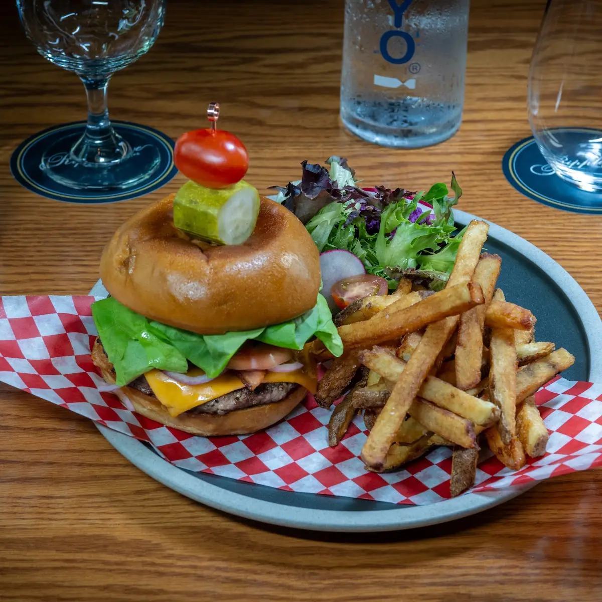 Food & drink, Bistro Le Cove