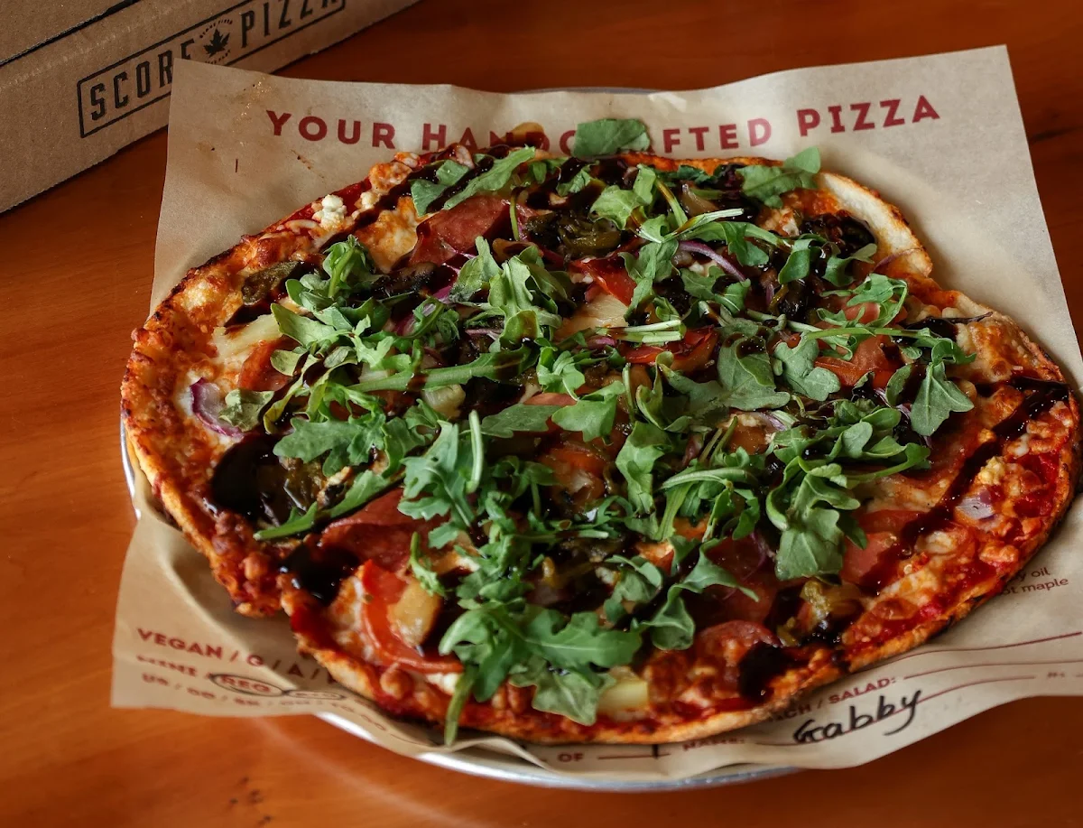 Food & drink, Score Pizza