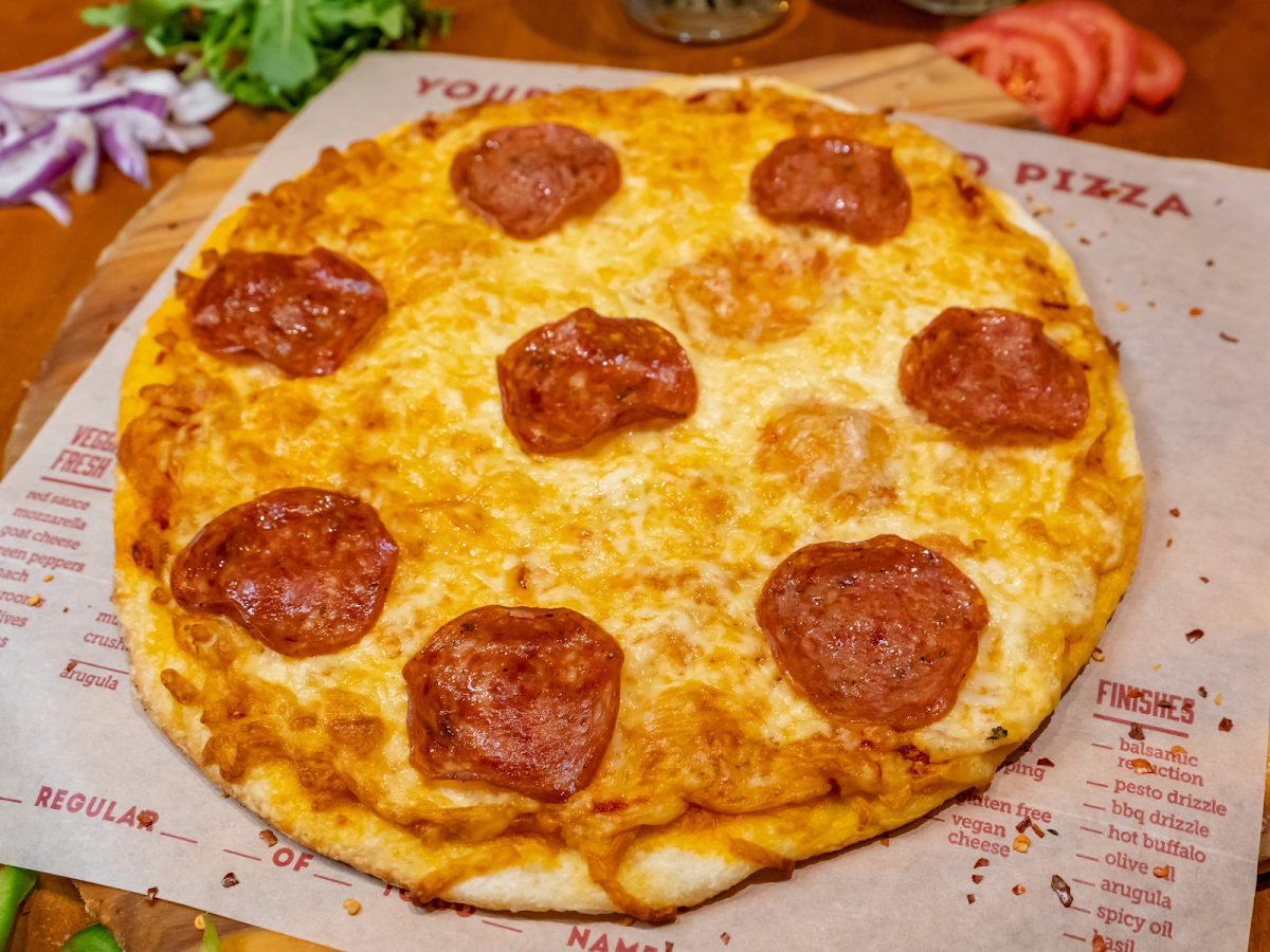 Food & drink, Score Pizza