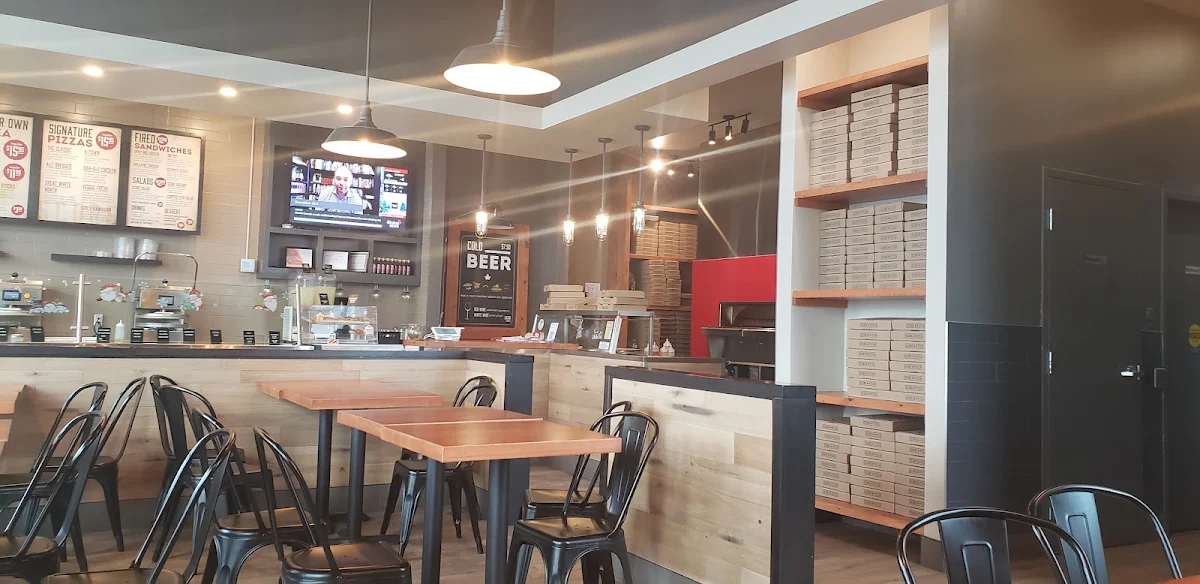 Vibe, Score Pizza