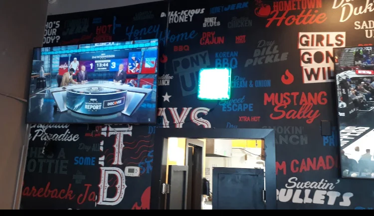Menu, Wild Wing