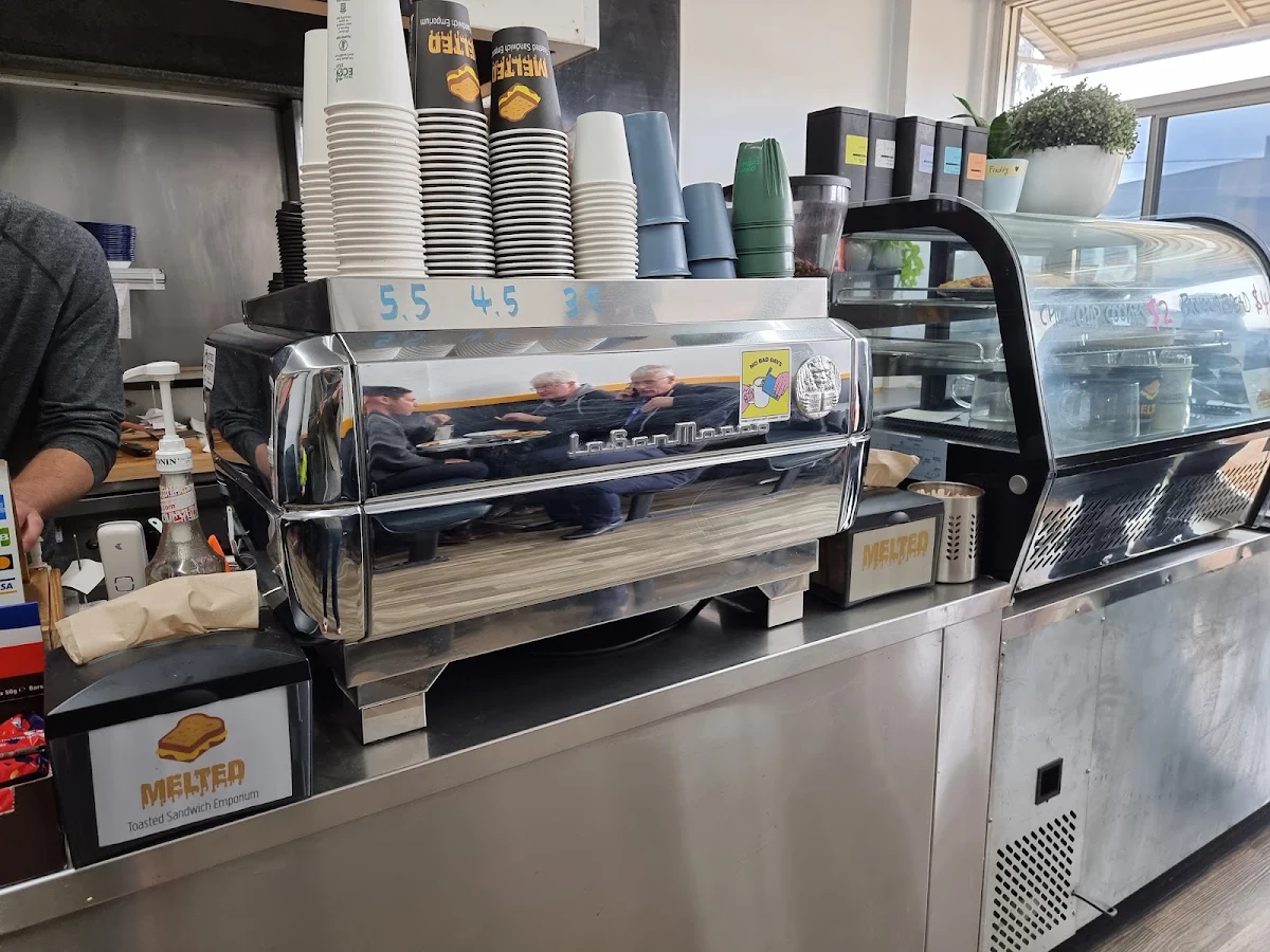 Vibe, Melted Toasted Sandwich Emporium