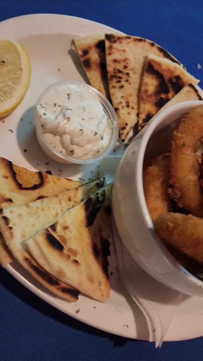 Food & drink, Three Kretans Greek Restaurant