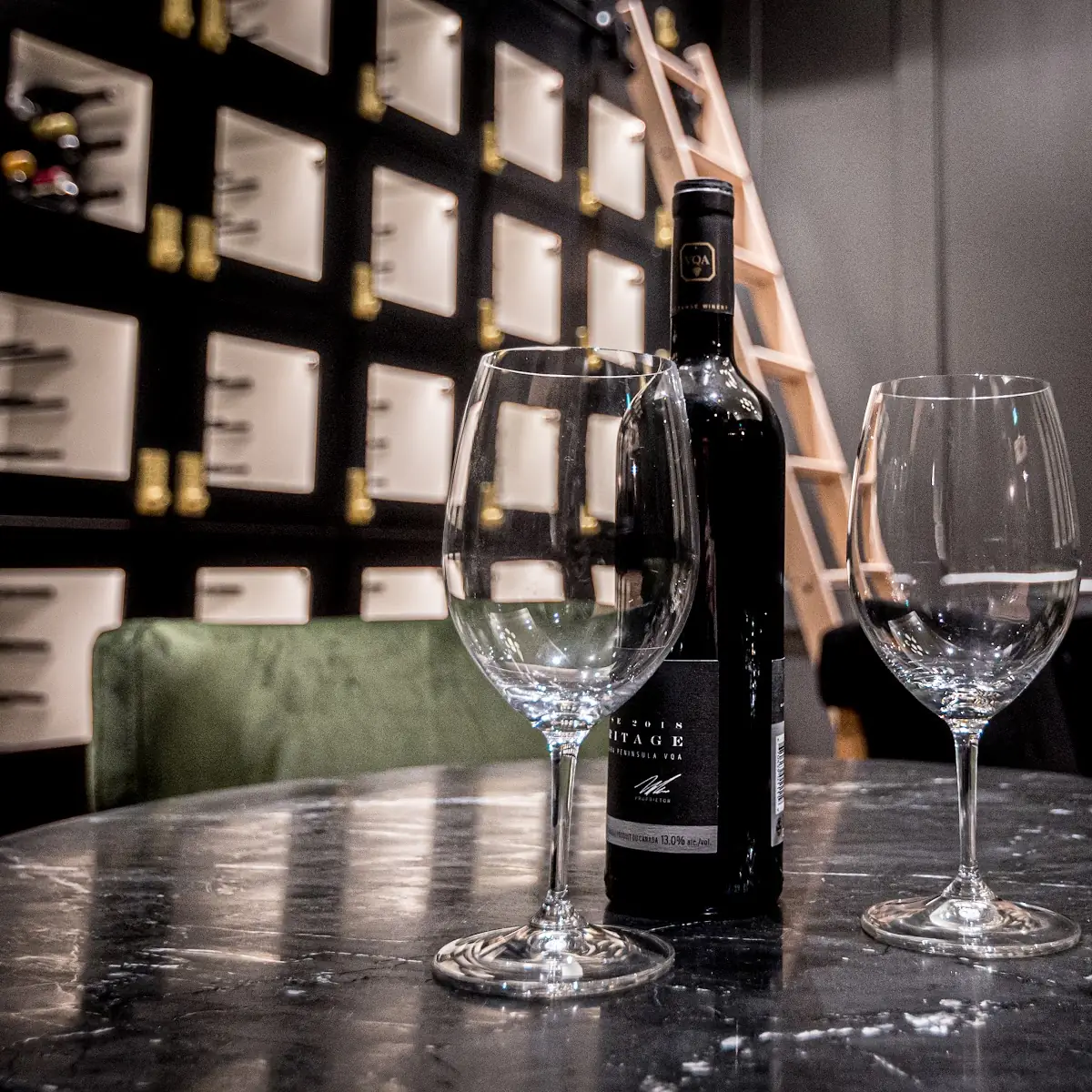 Food & drink, HEIST Restaurant + Wine Club