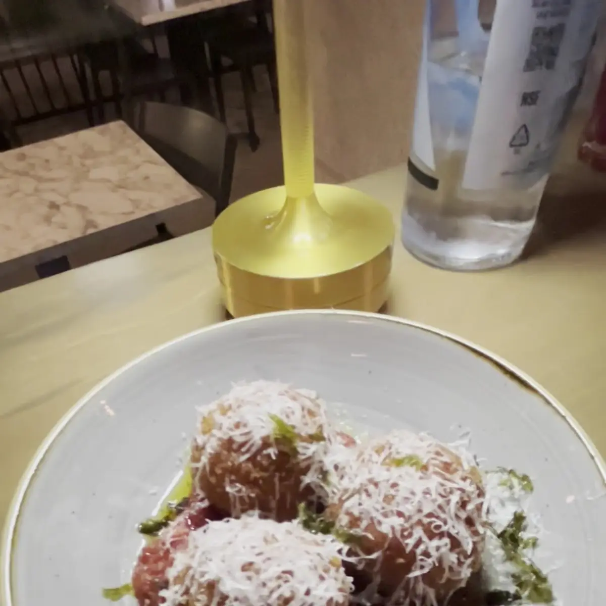 Food & drink, HEIST Restaurant + Wine Club