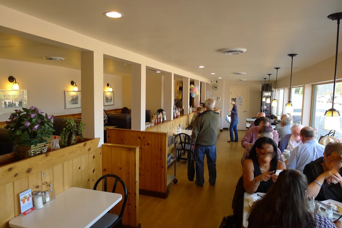 Vibe, Lakeview Restaurant
