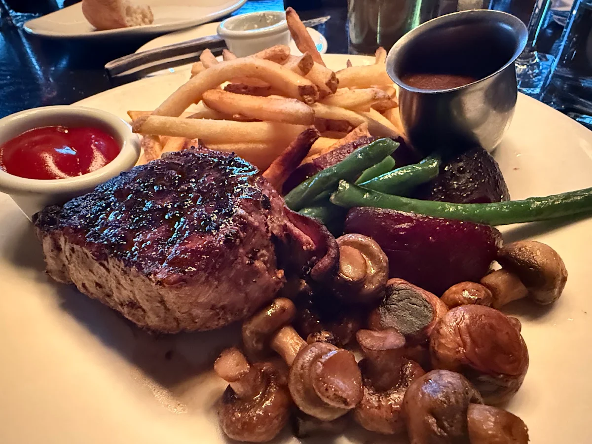Food & drink, The Keg Steakhouse + Bar - Place Ville Marie