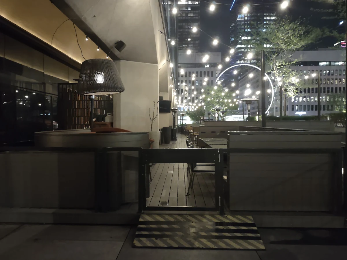 Vibe, The Keg Steakhouse + Bar - Place Ville Marie