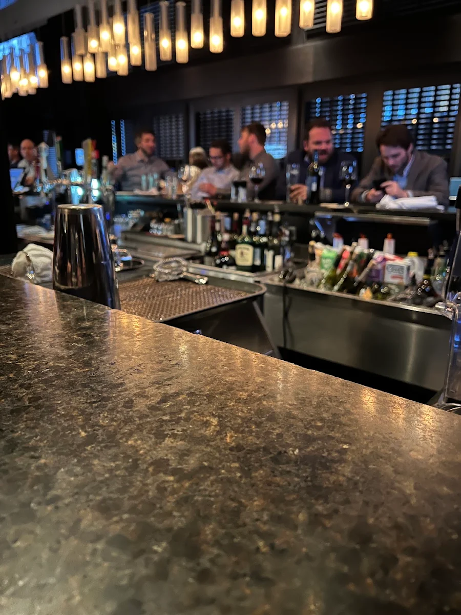 Vibe, The Keg Steakhouse + Bar - Place Ville Marie