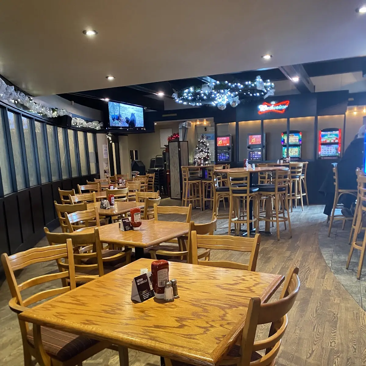 Vibe, Resto-Bar le Douglas