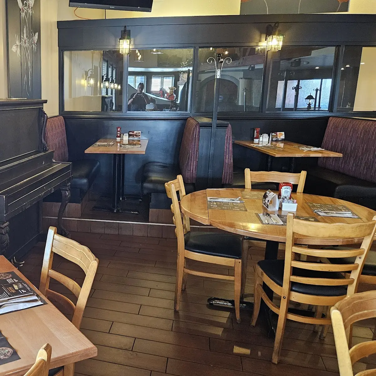 Vibe, Resto-Bar le Douglas