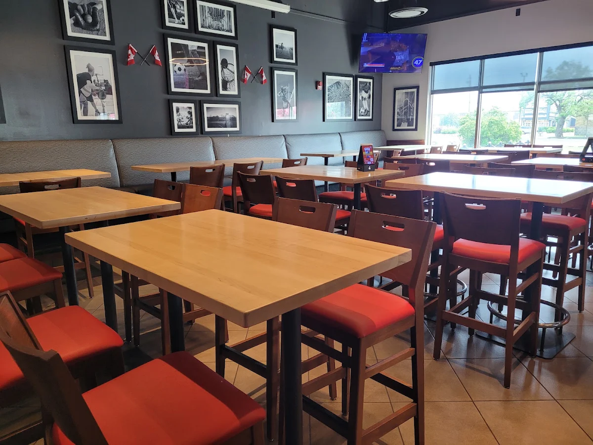 Vibe, Boston Pizza
