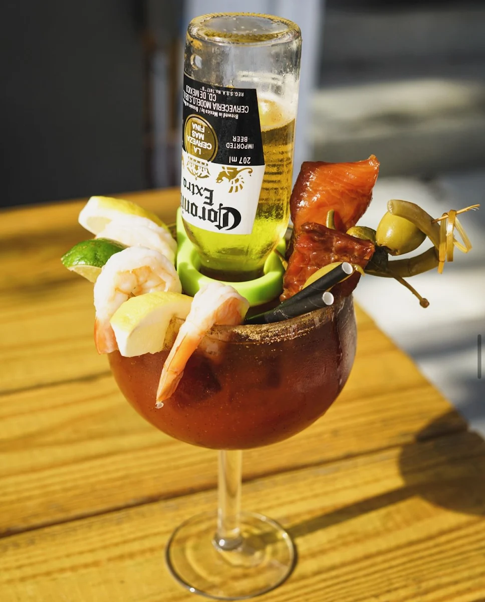 Food & drink, Joe's on the Beach
