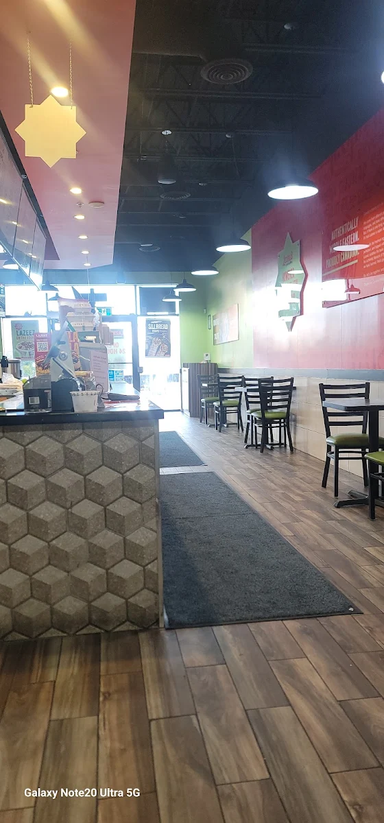 Vibe, Lazeez Shawarma