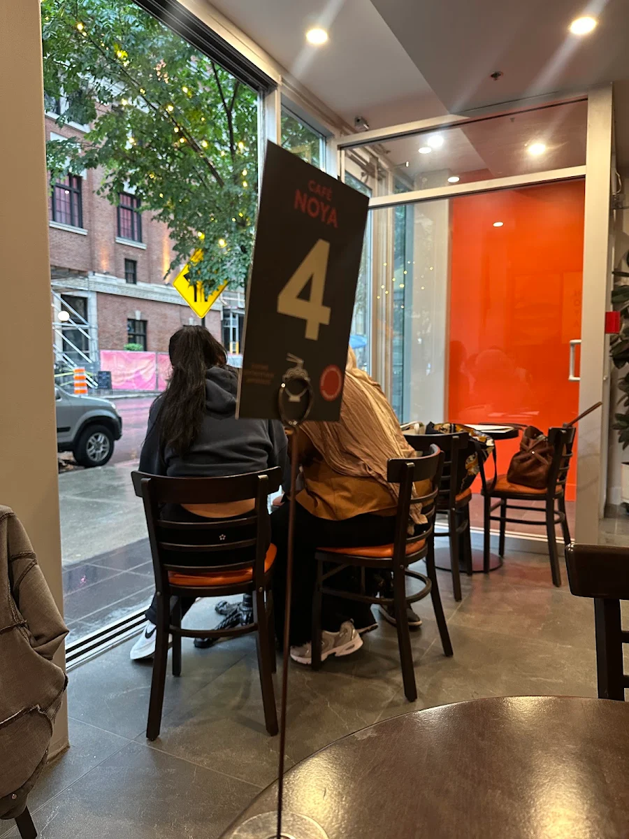 Vibe, Café Noya - First Udon Café in Montreal