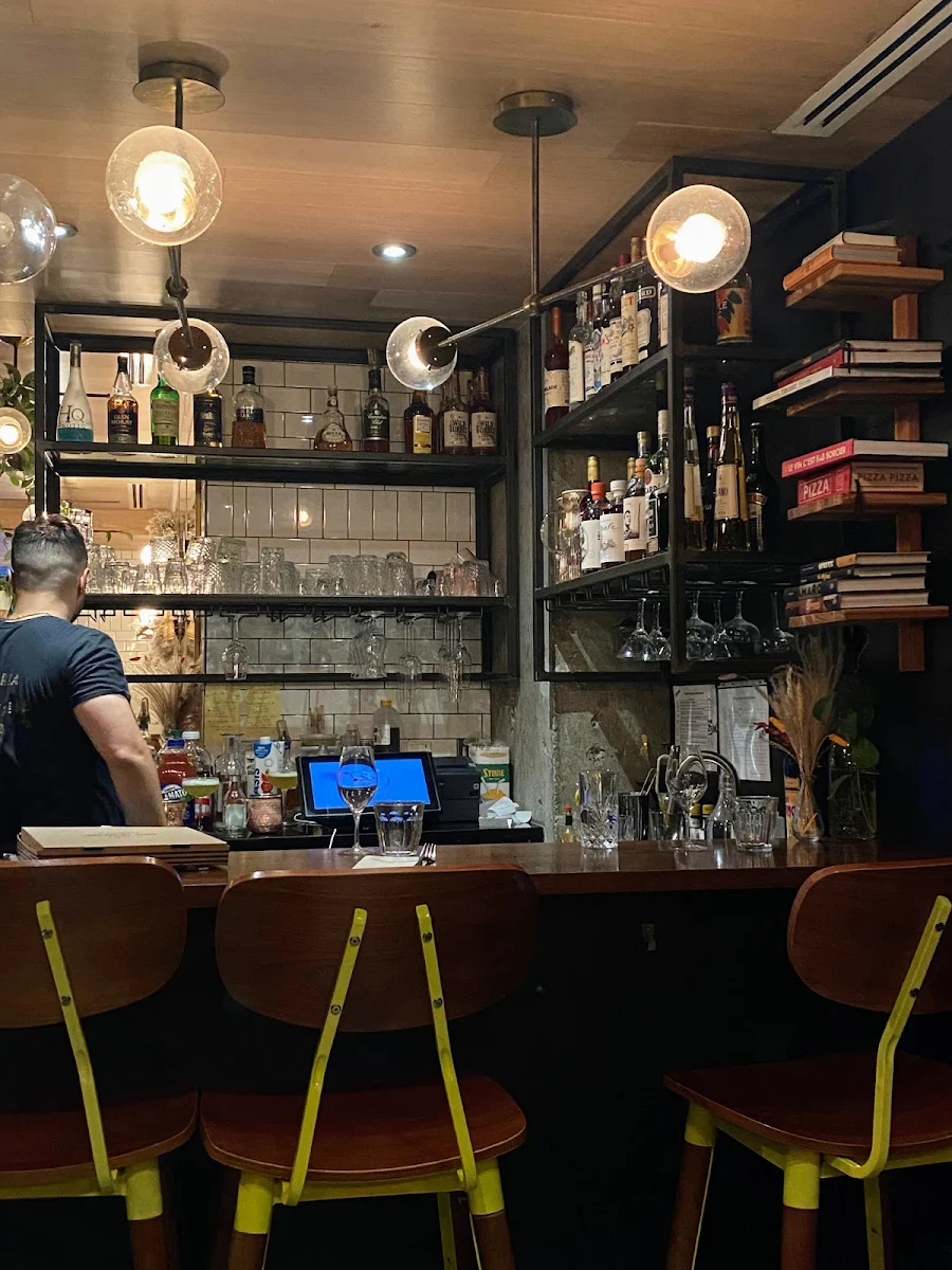Vibe, Pizzéria NO.900 - Peel, Montréal