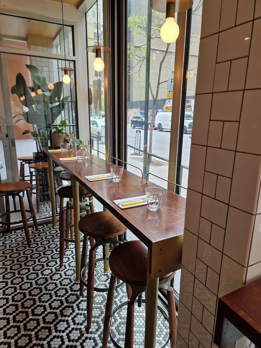 Vibe, Pizzéria NO.900 - Peel, Montréal