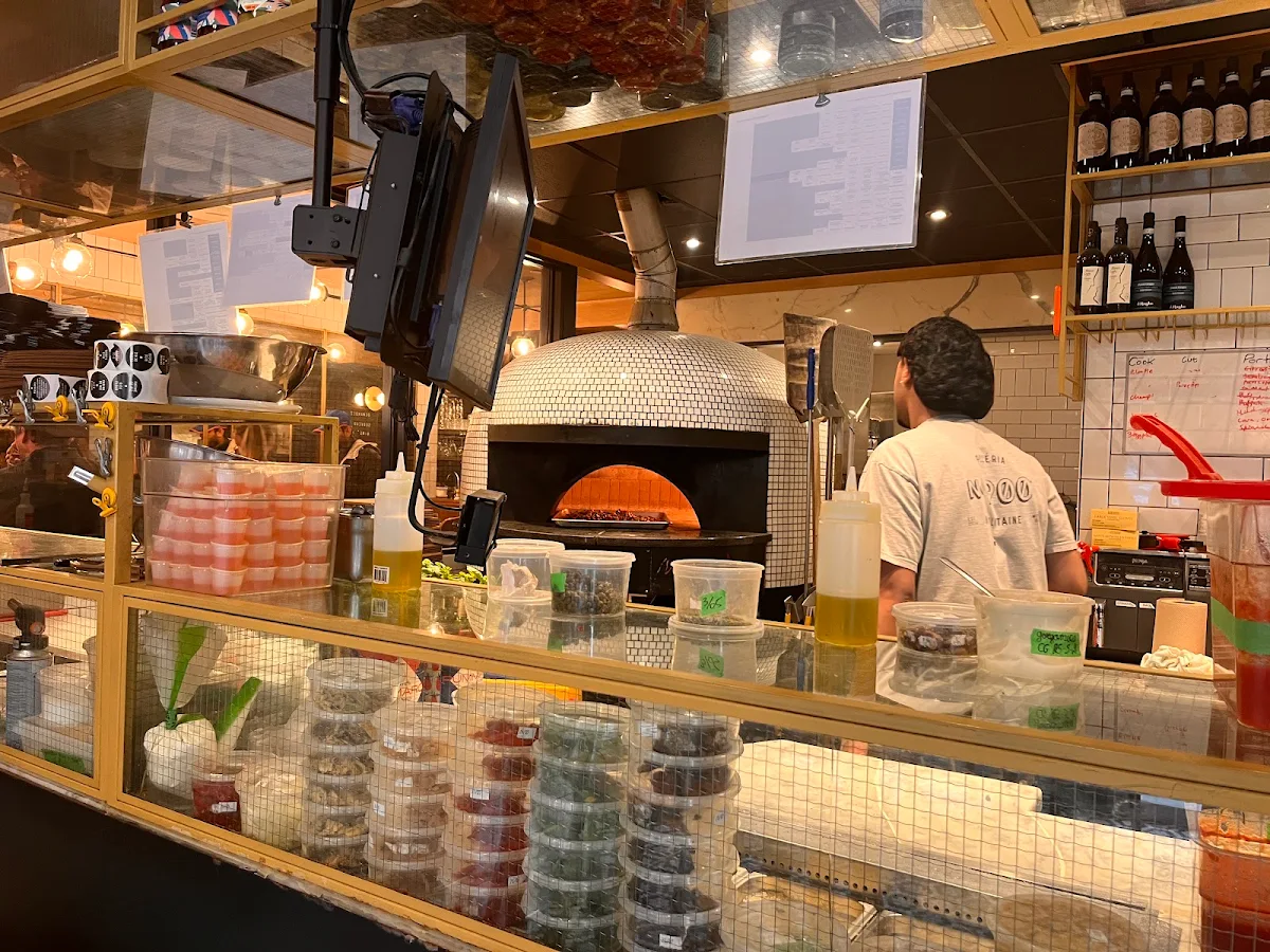 Vibe, Pizzéria NO.900 - Peel, Montréal
